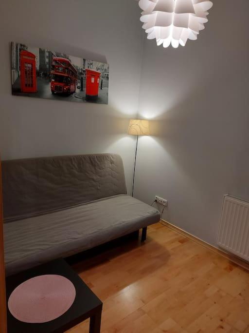 Homelyapartment Krasków Dış mekan fotoğraf